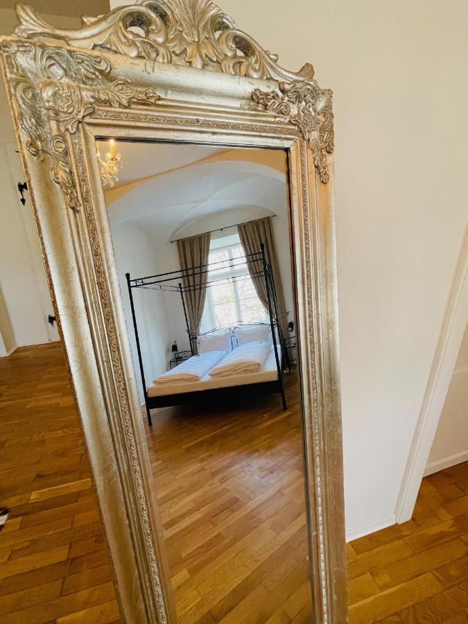 ארנסטורף Schlossparkhotel Mariakirchen מראה חיצוני תמונה