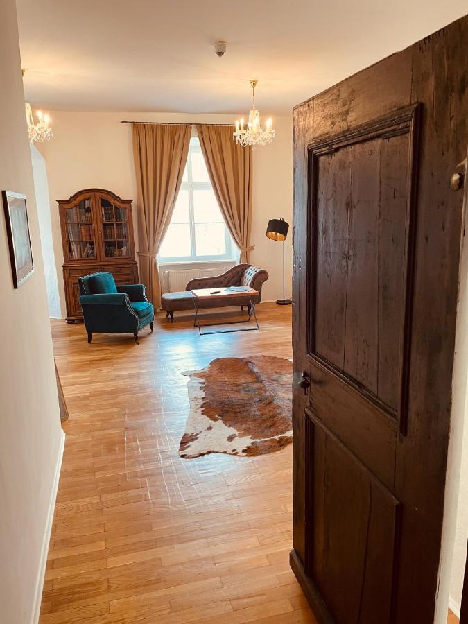 ארנסטורף Schlossparkhotel Mariakirchen מראה חיצוני תמונה