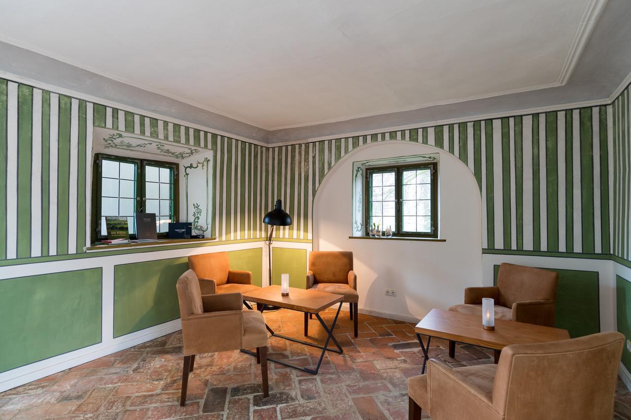 ארנסטורף Schlossparkhotel Mariakirchen מראה חיצוני תמונה