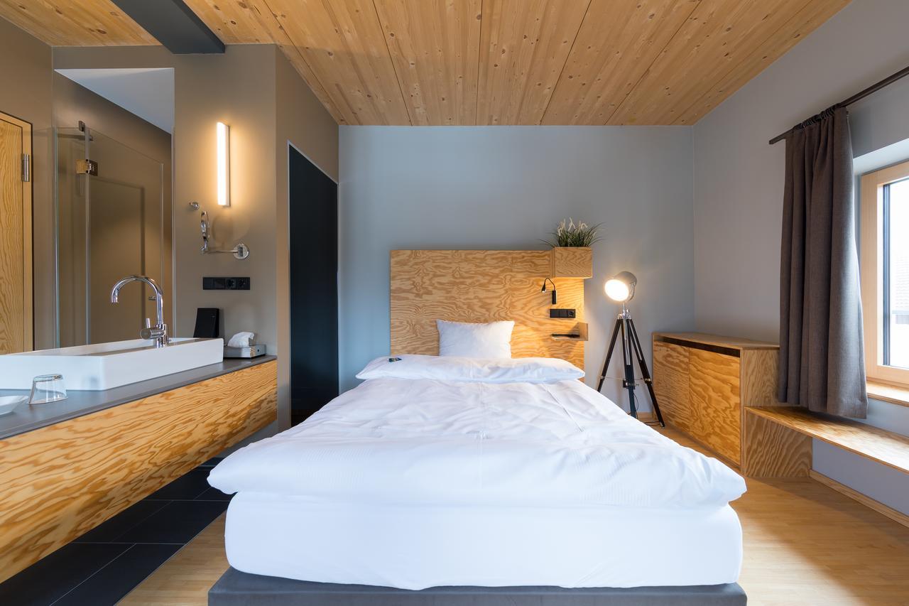 ארנסטורף Schlossparkhotel Mariakirchen מראה חיצוני תמונה