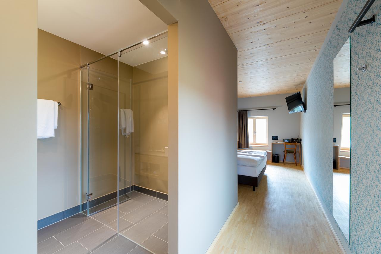 ארנסטורף Schlossparkhotel Mariakirchen מראה חיצוני תמונה