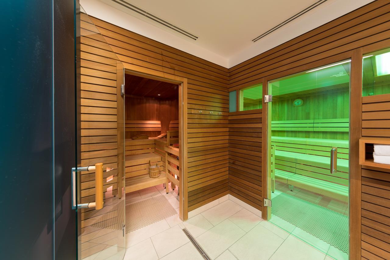 ארנסטורף Schlossparkhotel Mariakirchen מראה חיצוני תמונה