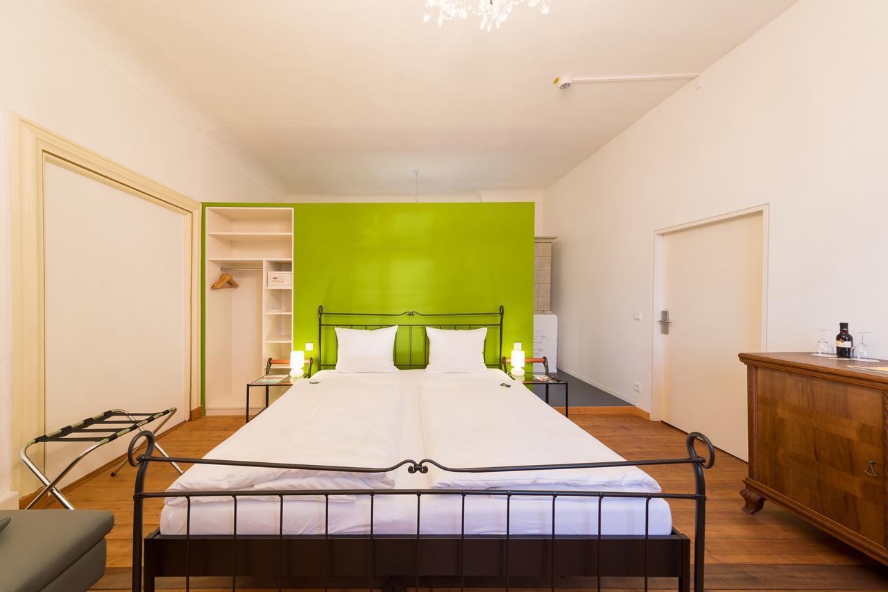 ארנסטורף Schlossparkhotel Mariakirchen מראה חיצוני תמונה